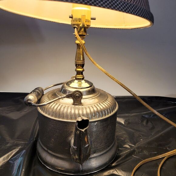 Vtg Nickel Plated Teapot Electric Lamp W/blue Checkered Shade - Picture 7 of 16